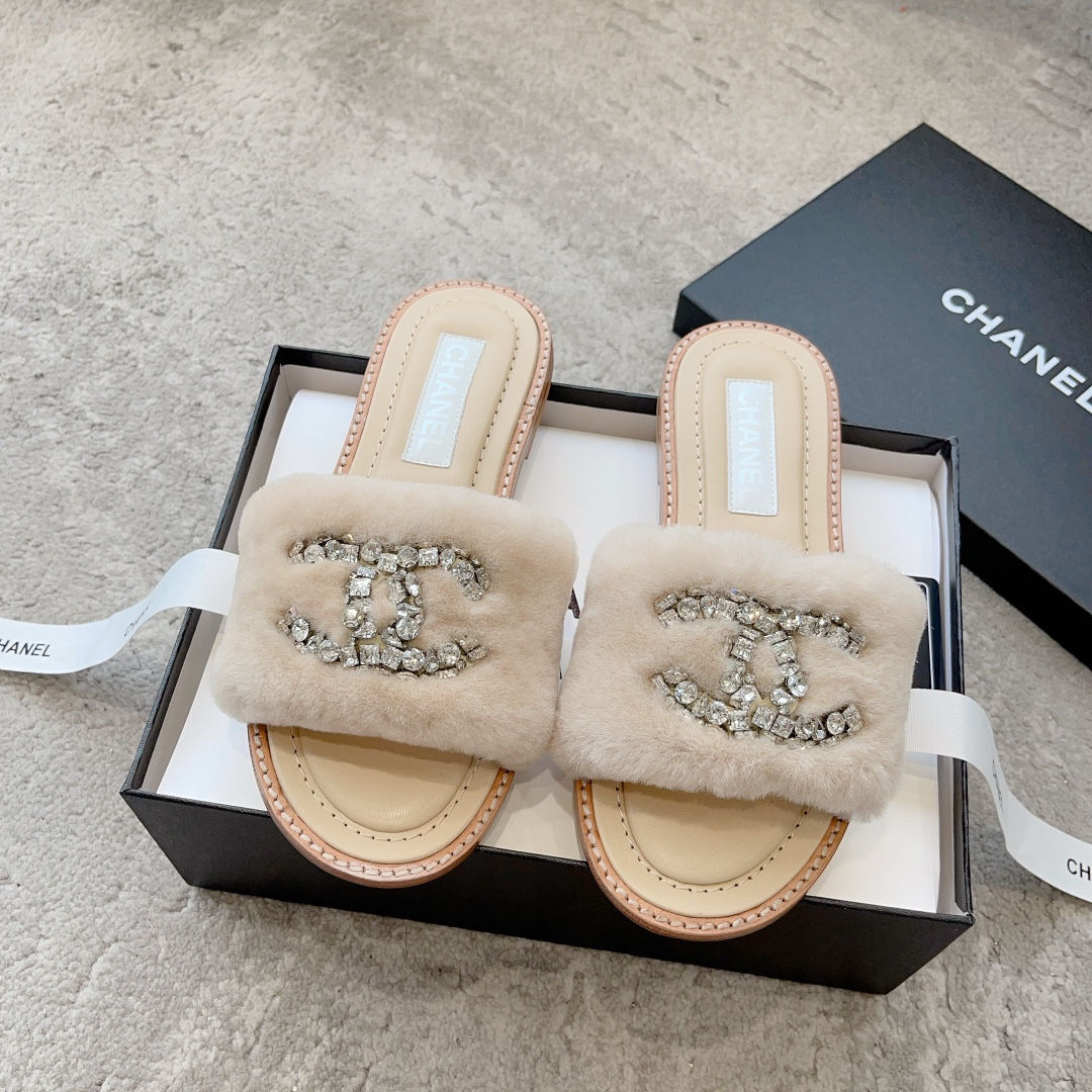 샤* 퍼 로고 슬리퍼