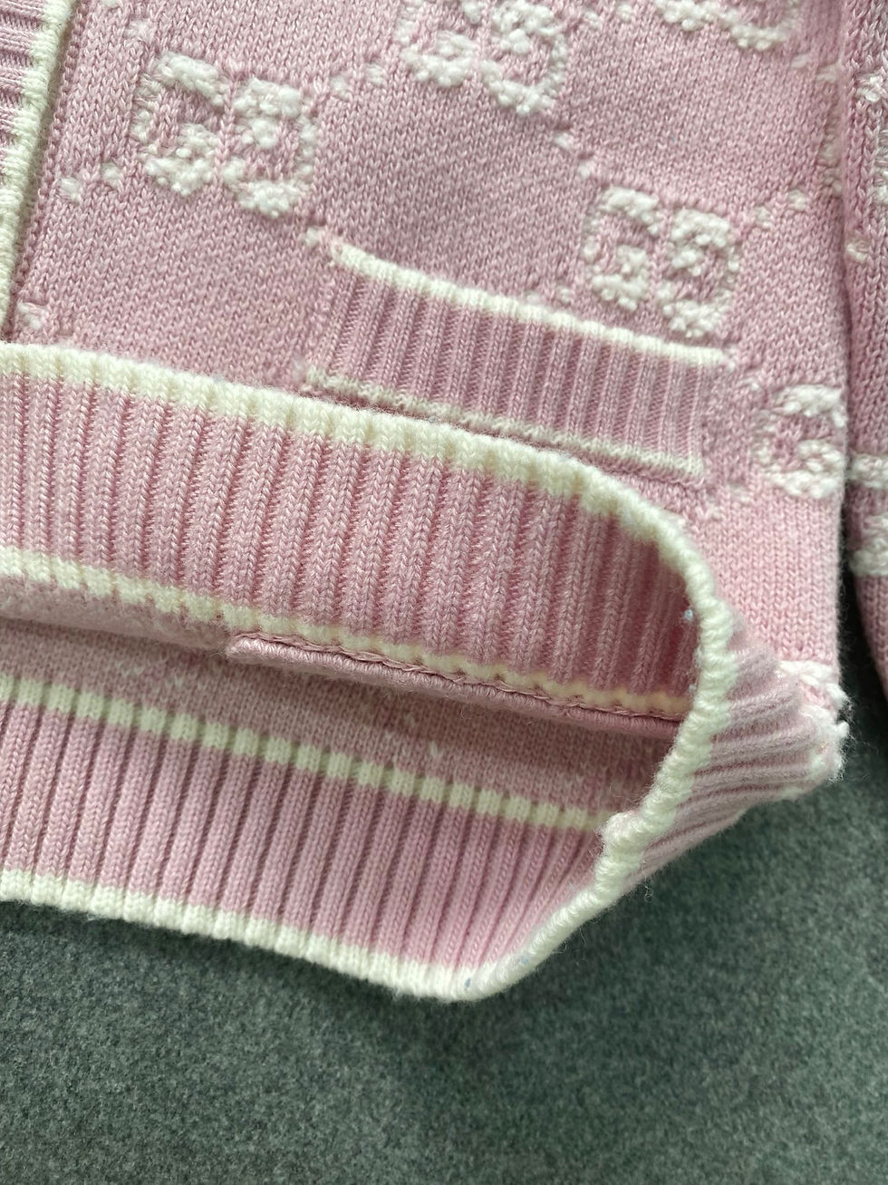 섬네일: 구* GG 울 부클레 자카드 가디건