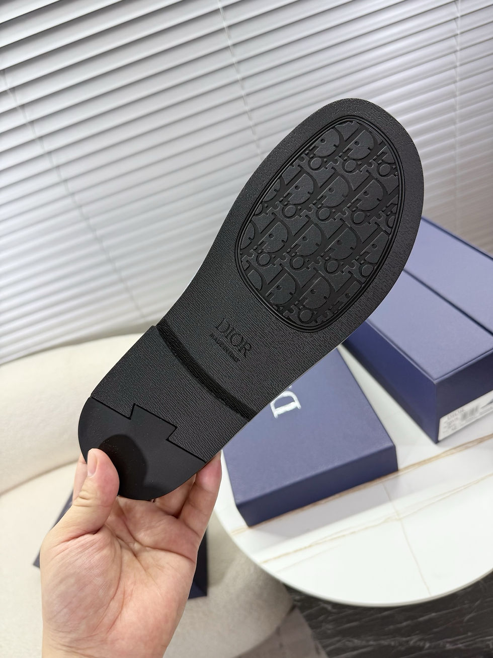 Thumbnail: 디* 알리아스 샌들