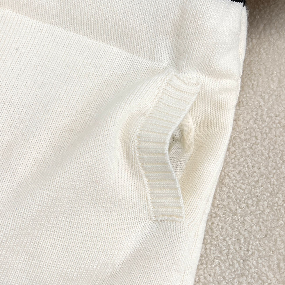 Thumbnail: 프*다 남녀공용 캐시미어 다운 패딩