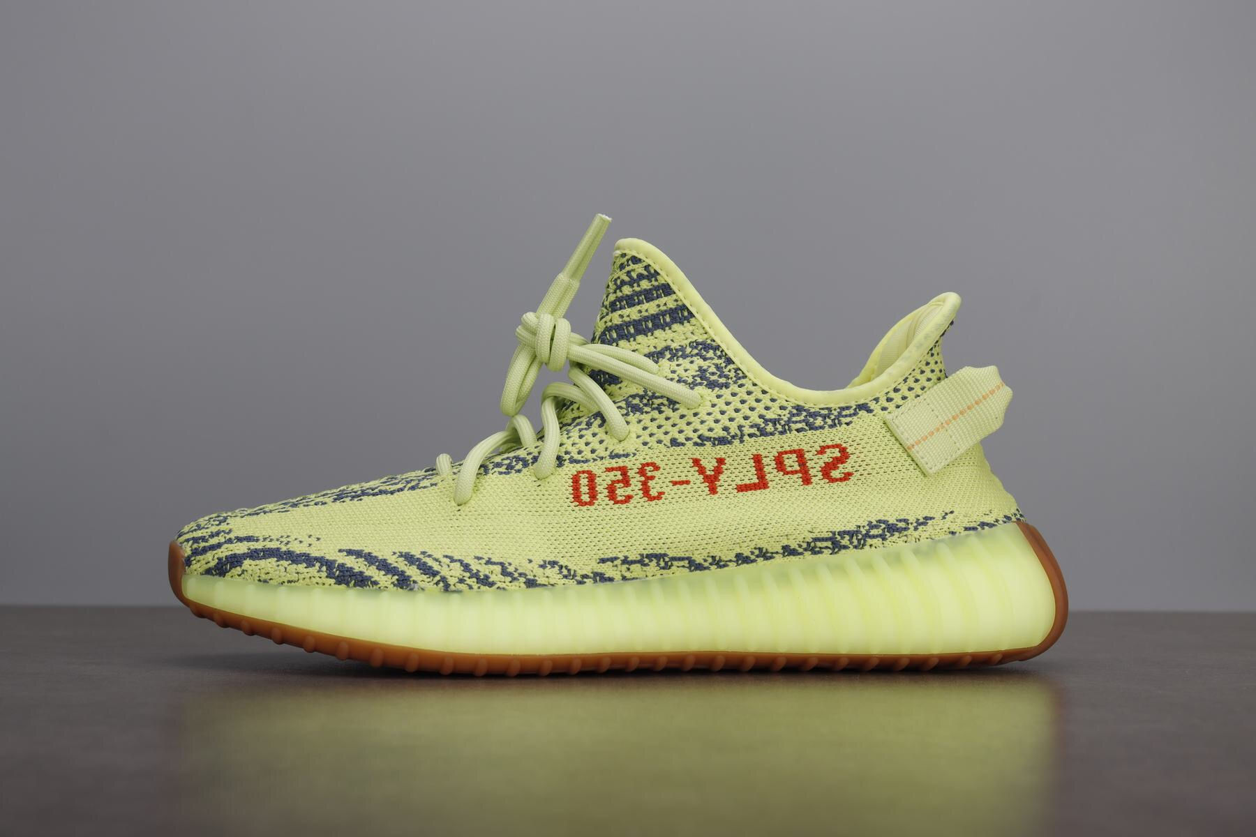 [PK 공장버전] 아*다스 이지부스트 350 V2 예브라 B37572