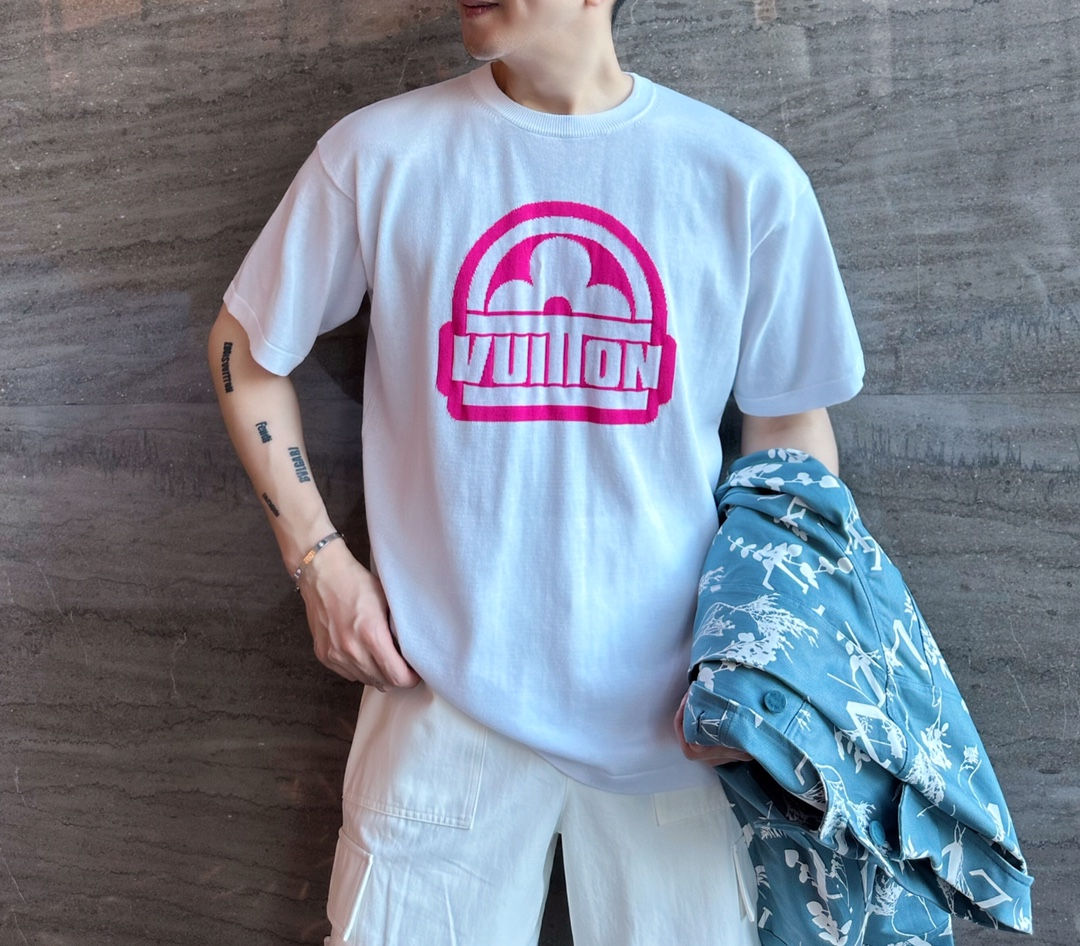 루*비통 쇼트 슬리브드 티셔츠