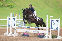 41743992_1201871876634924_53694744574023