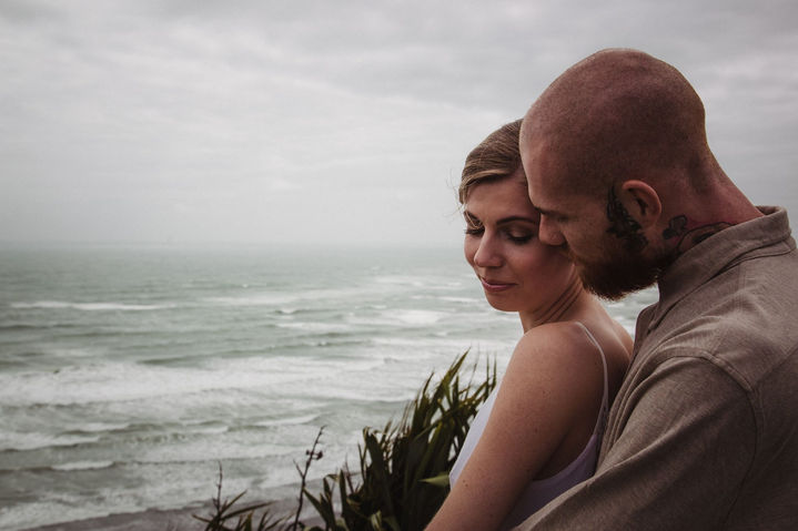 Eloping couple at Raglan beach