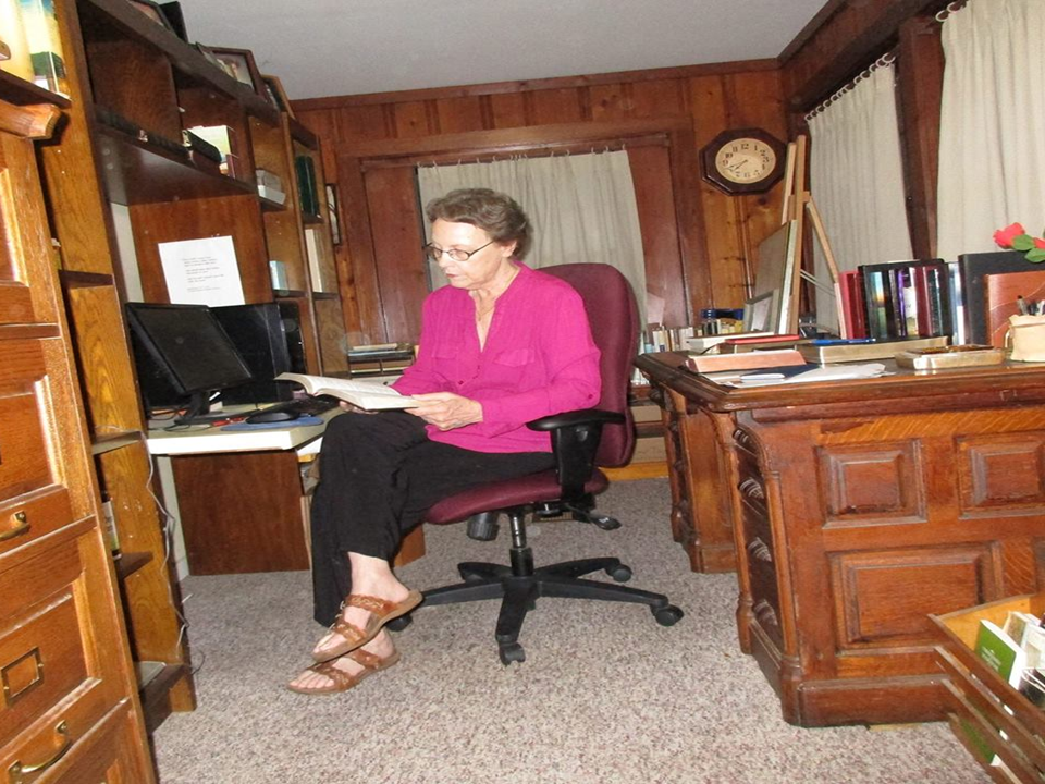 Mary Harwell Sayler