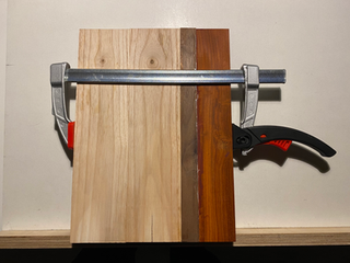 Snijplank met lijmklemmen voor een extra kleur