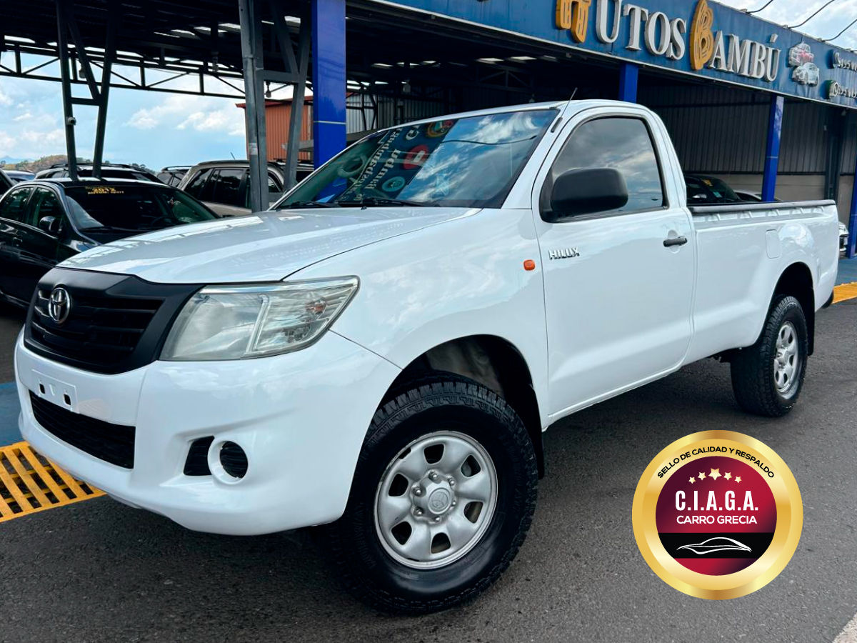 Toyota Hilux - 2015