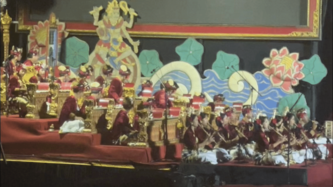 gamelan kids group.GIF
