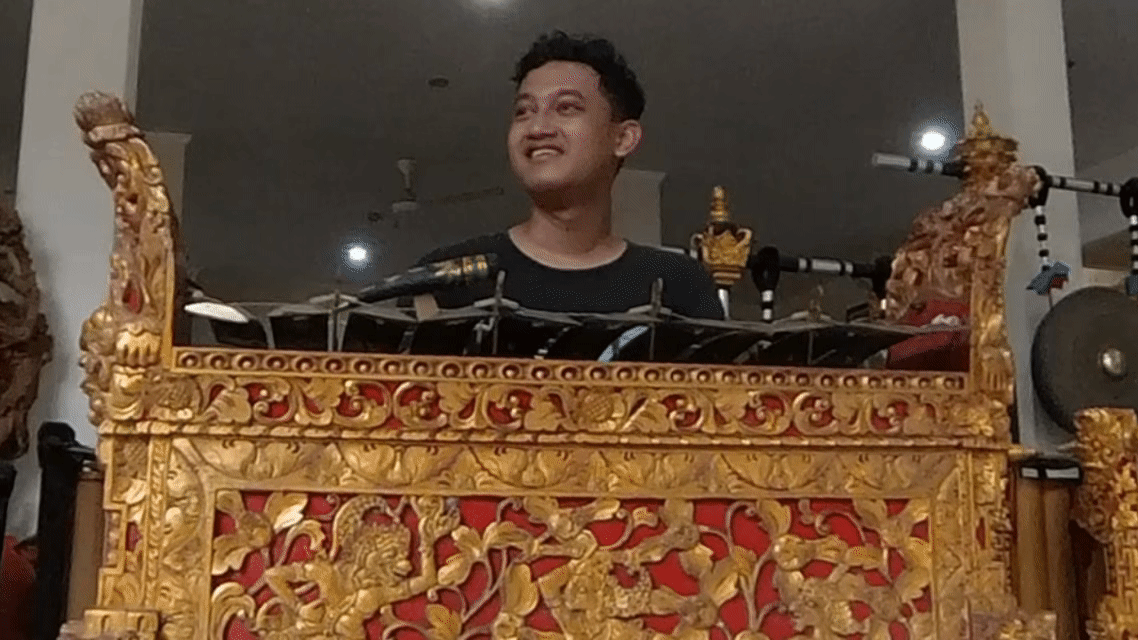 i putu raditya pratama.GIF