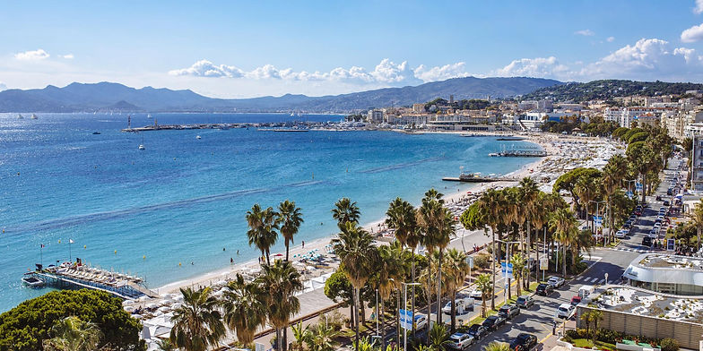 cannes-croisette-2021-tom-franck-04-m-1920x960.jpg