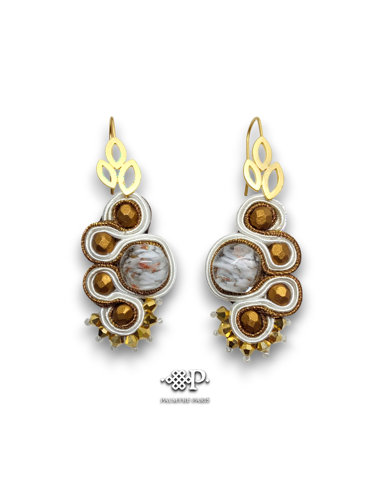 Boucles d’oreilles Lili Aventurine crème brodées à la main