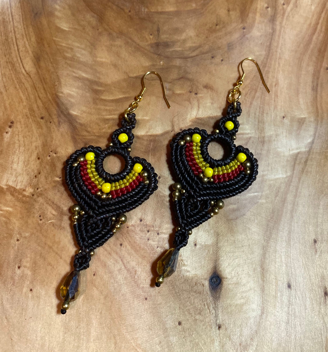 Black Majesty (mávro megaleío) - Handmade Greek Earrings