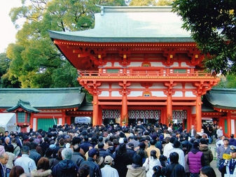 氷川神社の初詣に思うー神社参拝の意味
