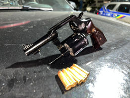 POLICIAIS DO 1º BIESP APREENDERAM ARMA DE FOGO EM CARUARU