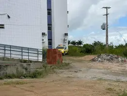 ADOLESCENTE É ENCONTRADO MORTO NA UPE, EM GARANHUNS