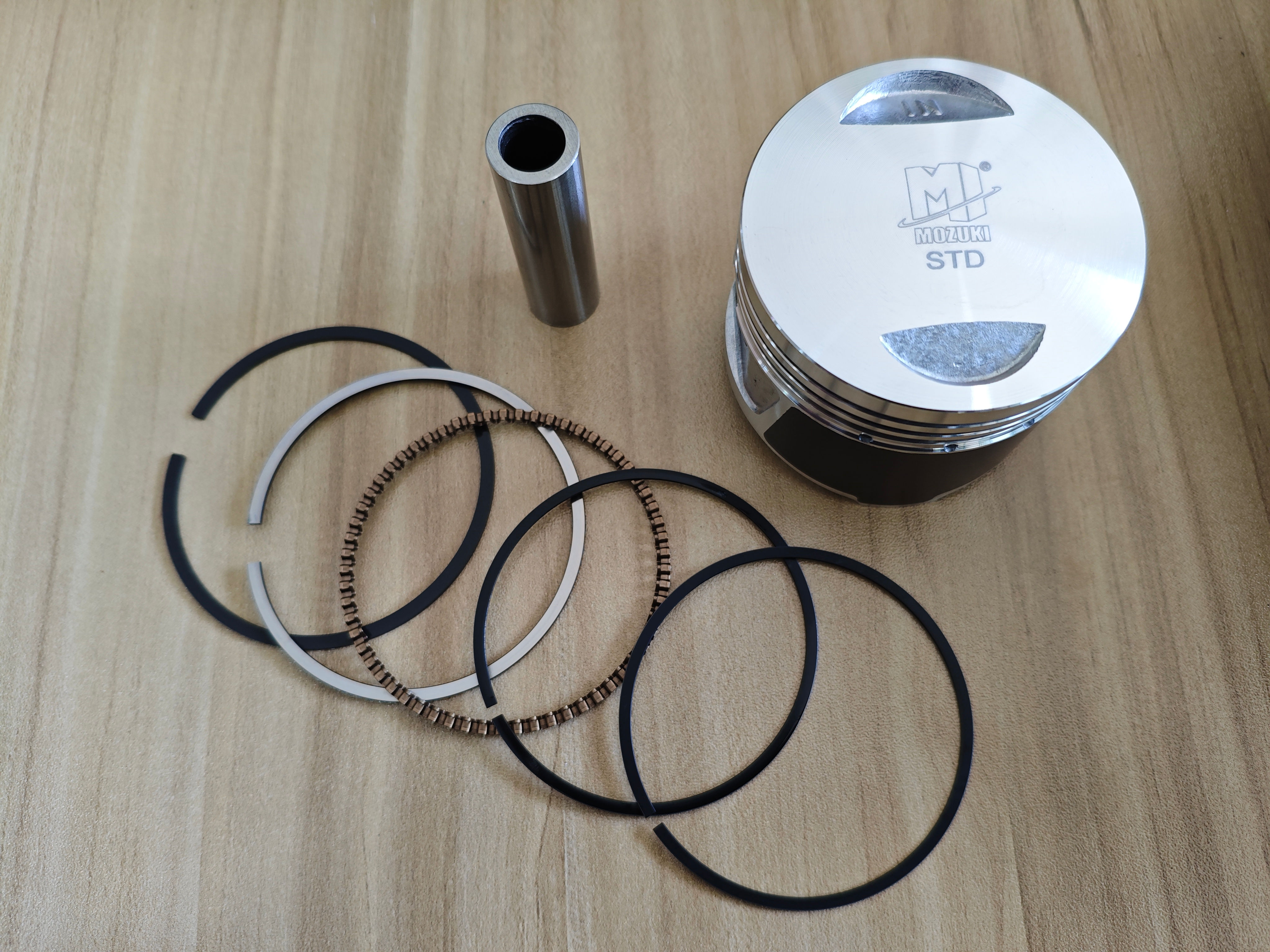 ME990 PISTÓN COMPLETO FT150/RC150 STD PLATINUM MOZUKI