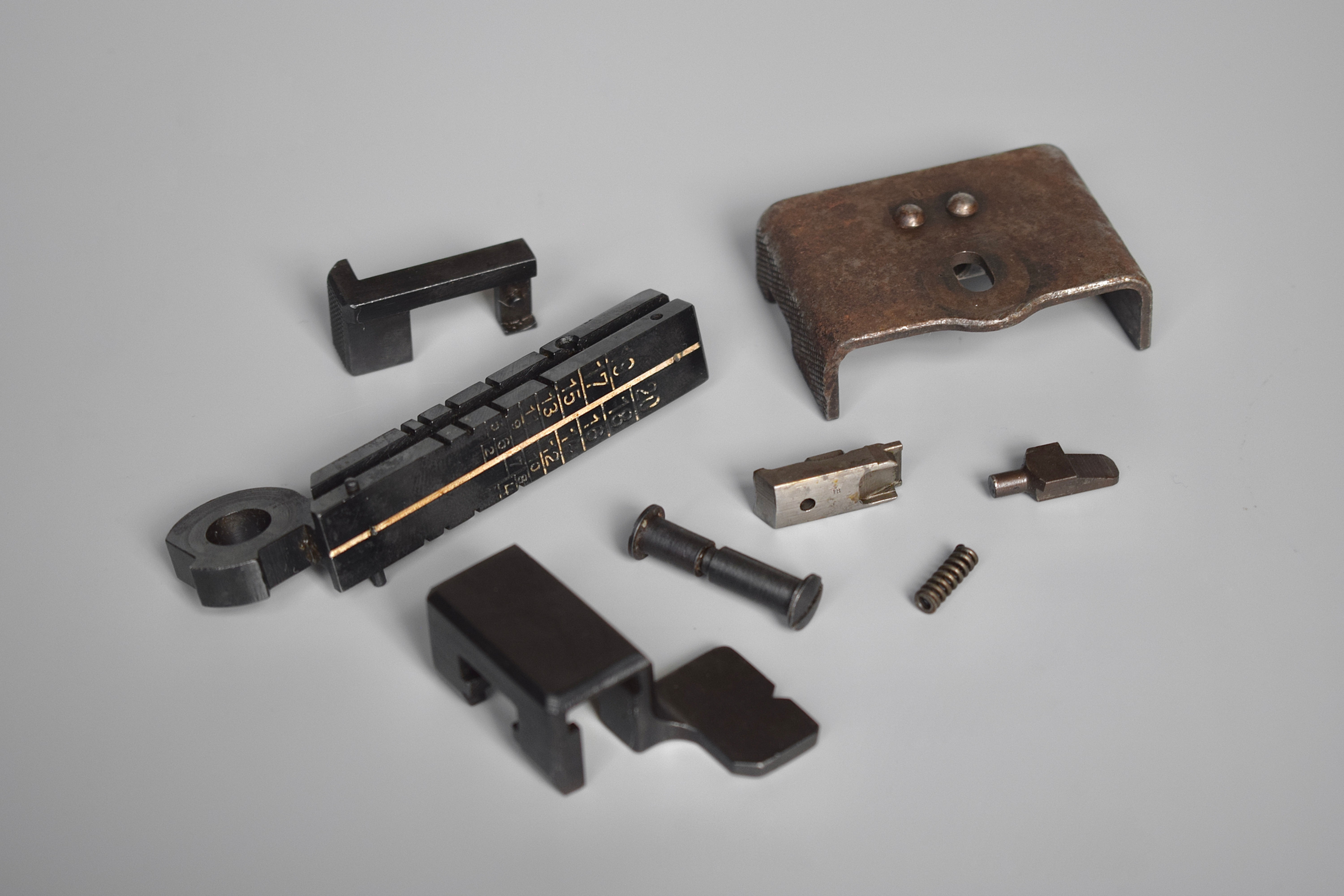 MG34 miscellaneous parts lot