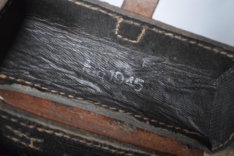 Thumbnail: MG34/42 Presstoff gunner's tool pouch 'fuq 1945'