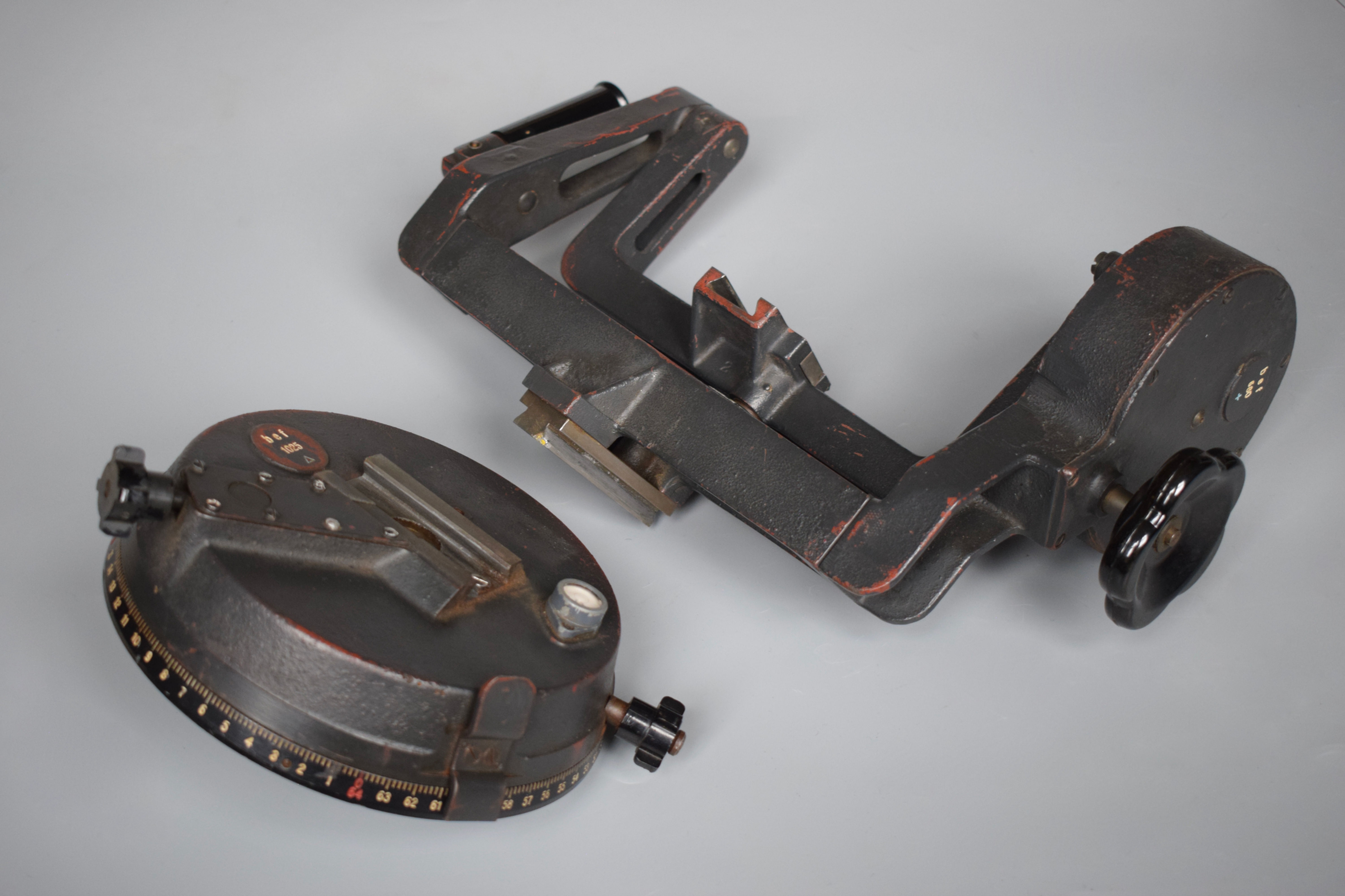 10x80 Flakfernrohr cradle + turntable mount 'bef'