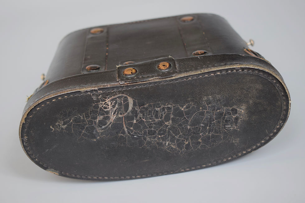 Thumbnail: Captured Zeiss Kriegsmarine 6x30 binocular case 'Ruhr Pocket'