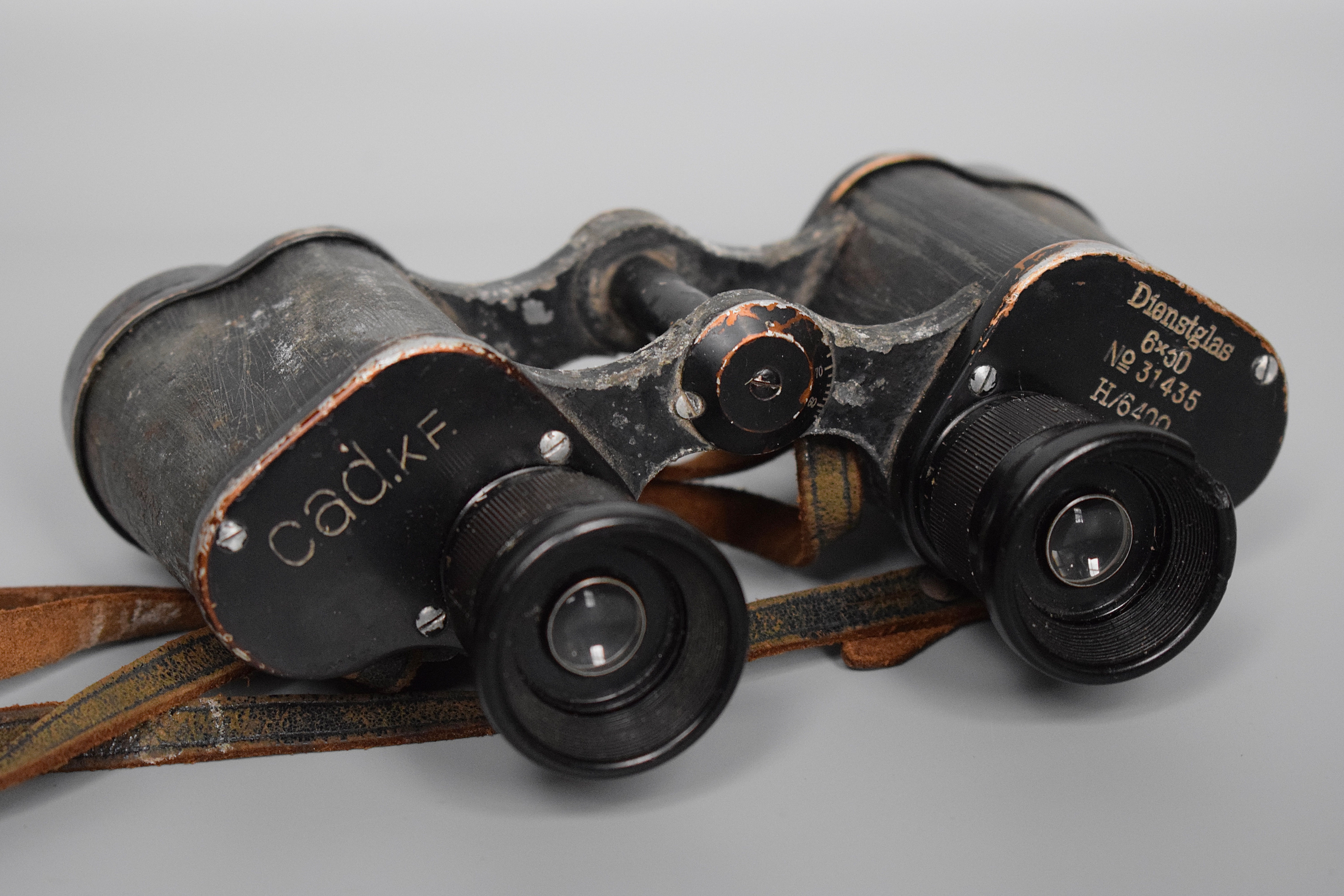 Early 6x30 Dienstglas 'cad K.F.'