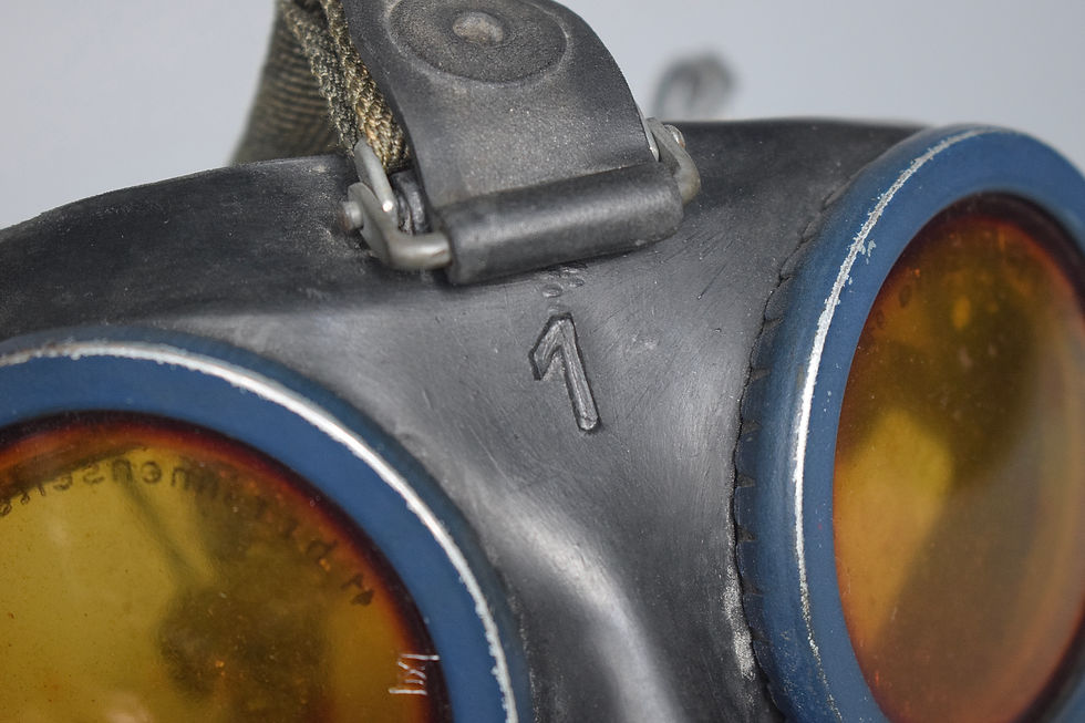 Thumbnail: Named M38 gas mask 'Ernst Hubatsch' + retainer frame