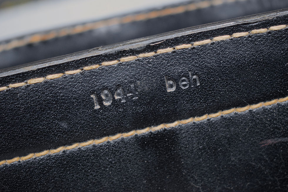 Thumbnail: Leitz 7x50 Kriegsmarine U-boat binoculars 'beh' + case 'beh 1944'