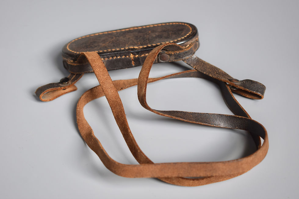 Pre-war Dienstglas leather ocular cover + strap 'WaA'