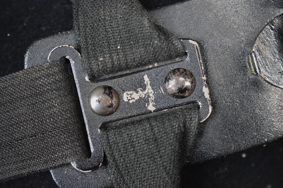Thumbnail: RARE Kriegsmarine Optical Gasmask 'Draeger' + accessories