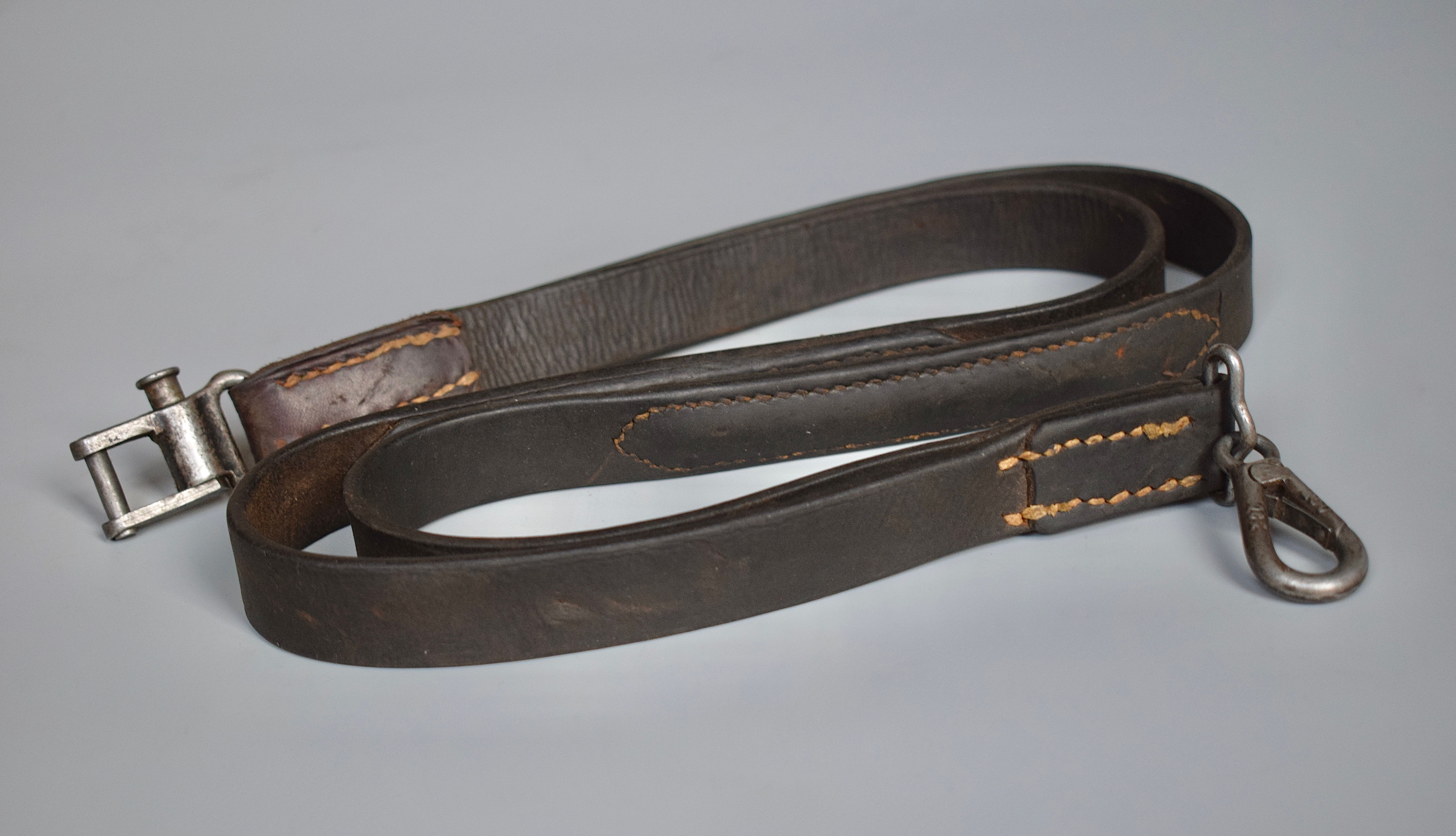 Early MG34 leather sling
