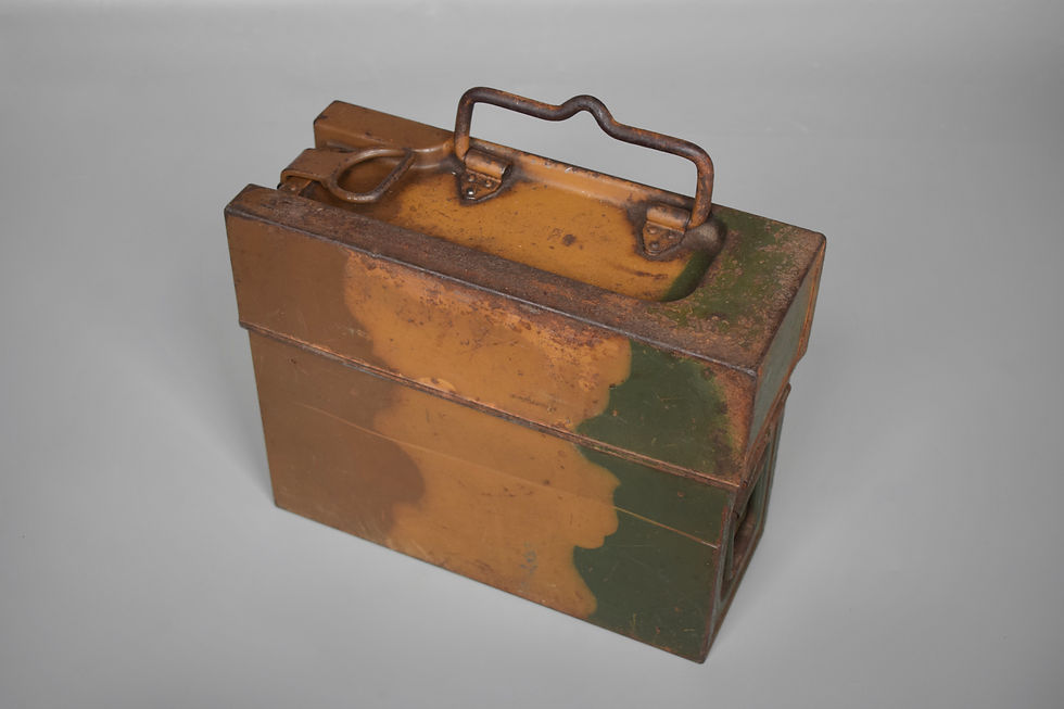 Thumbnail: Camo MG13 magazine box 'BSW 1938'