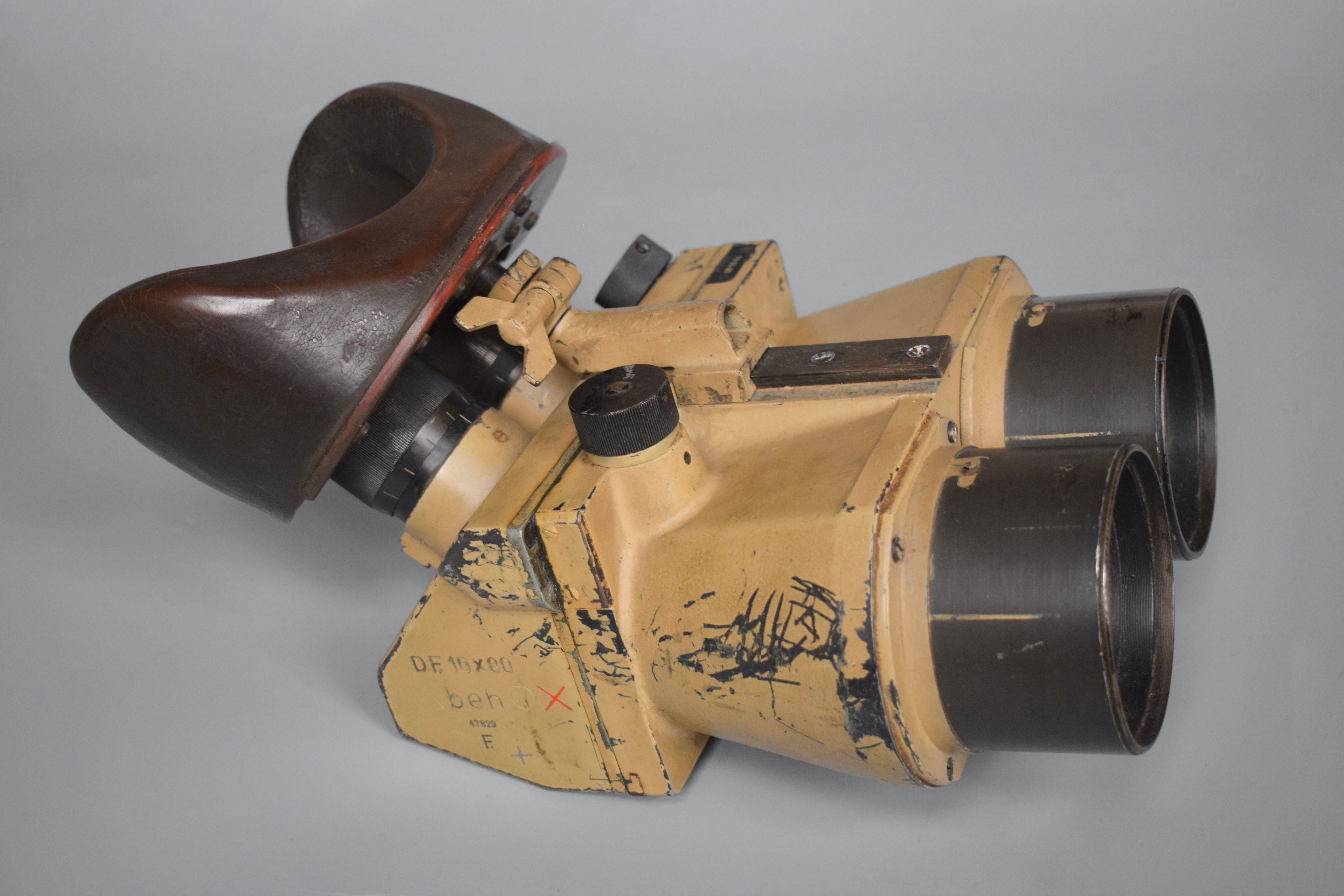 Camo D.F. 10x80 Flakfernrohr binoculars 'beh'