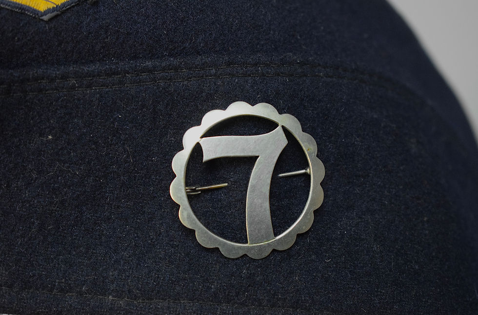 Thumbnail: Kriegsmarine U-boat Bordmutze cap + U-707 emblem
