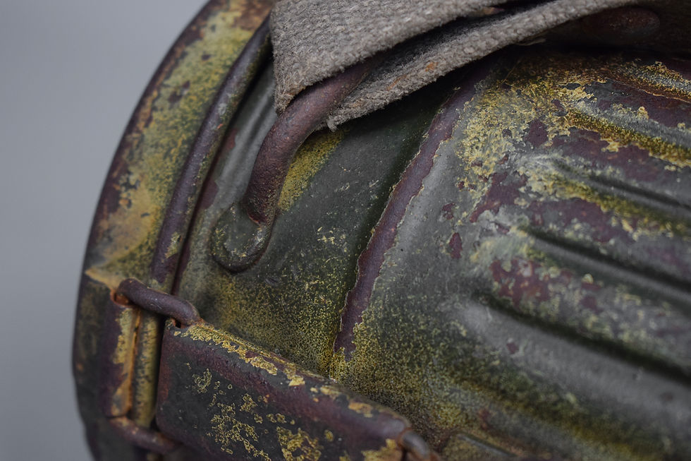 Thumbnail: Normandy camouflage gas mask canister '1943'