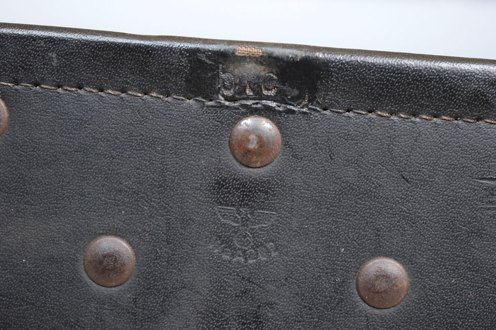 Thumbnail: Kriegsmarine 7x50 binocular case 'blc'