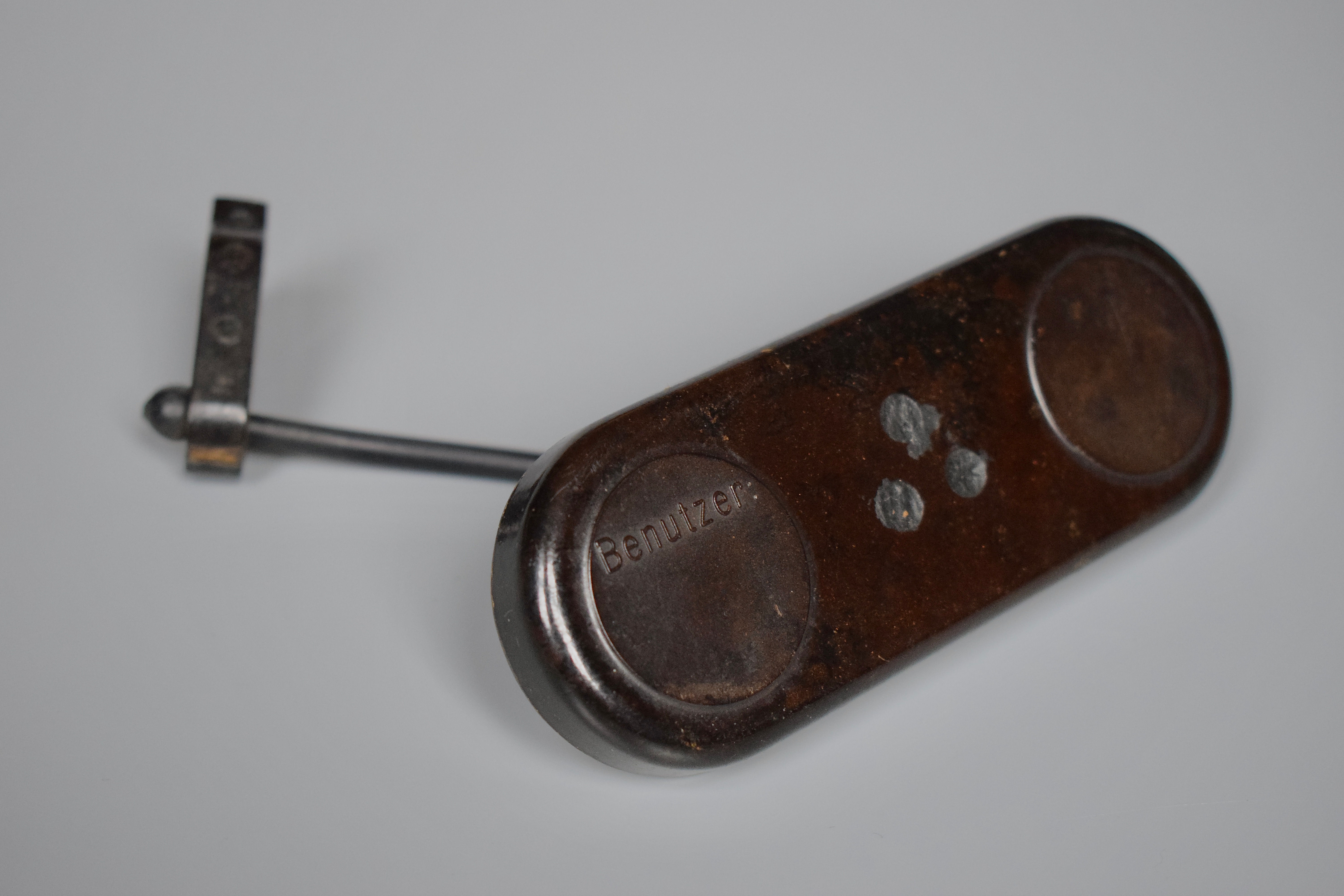 Kriegsmarine 7x50 Binocular Bakelite 'Benutzer' ocular cover