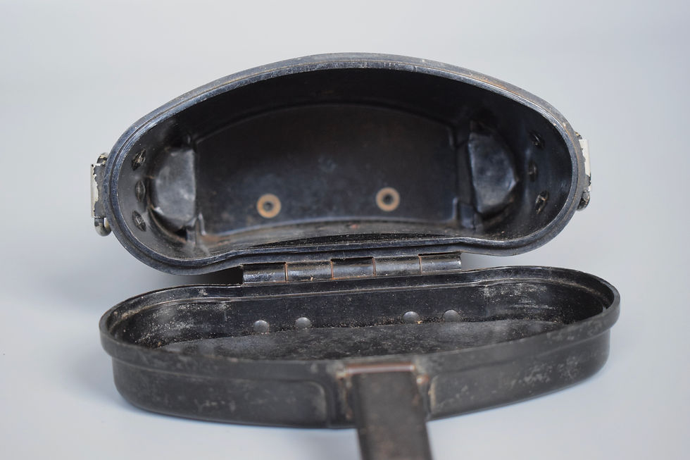 Thumbnail: 6x30 Dienstglas binocular case