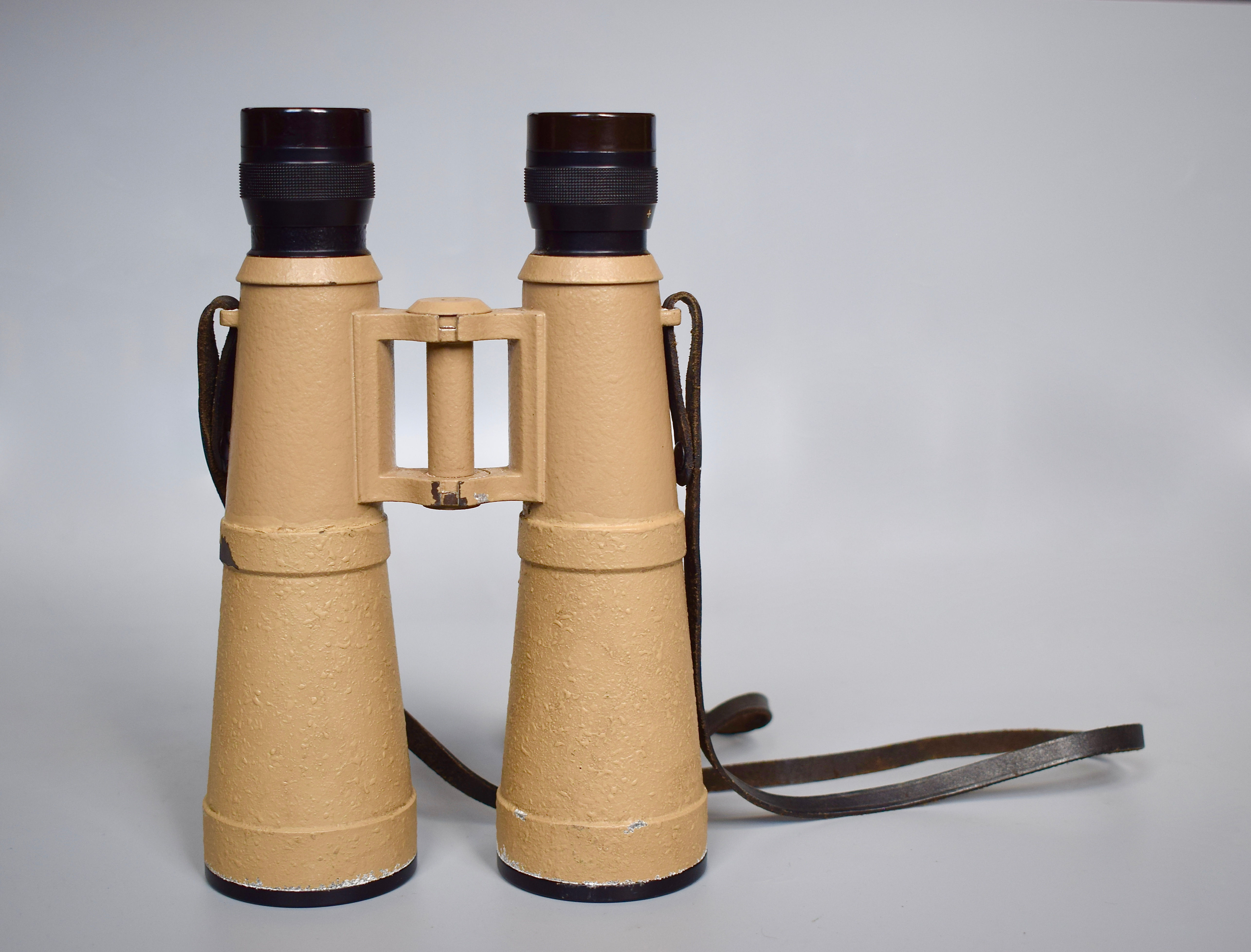 Hensoldt 10x50 Panzer binoculars 'bmj'