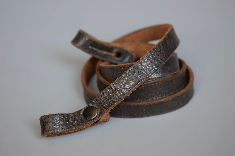 Thumbnail: 6x30 / 7x50 / 10x50 Dienstglas leather neck strap