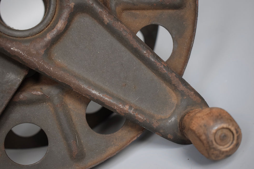 Thumbnail: Handheld WH telephone cable spool reel 'DZ 1942 WaA'