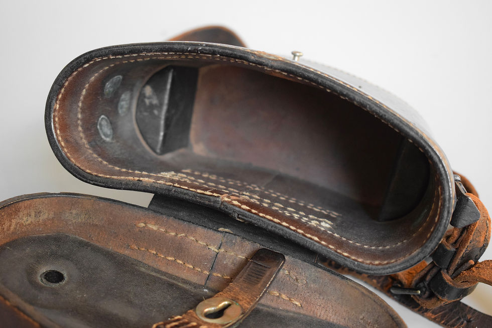 Thumbnail: Pre-war leather 6x30 Dienstglas case 'Otto Koberstein 1936'