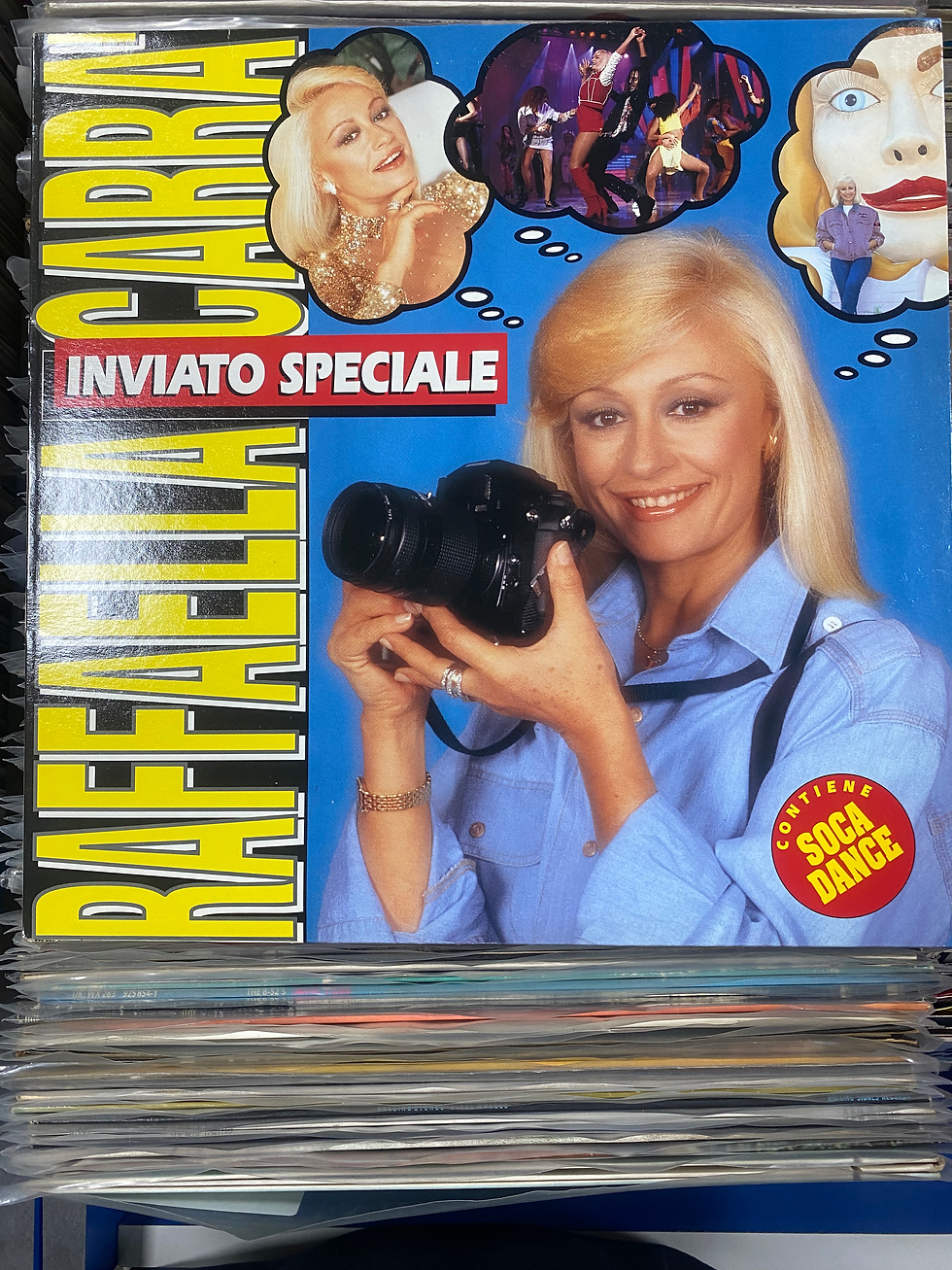 Raffaella Carrà, Inviato Speciale, copertina disco