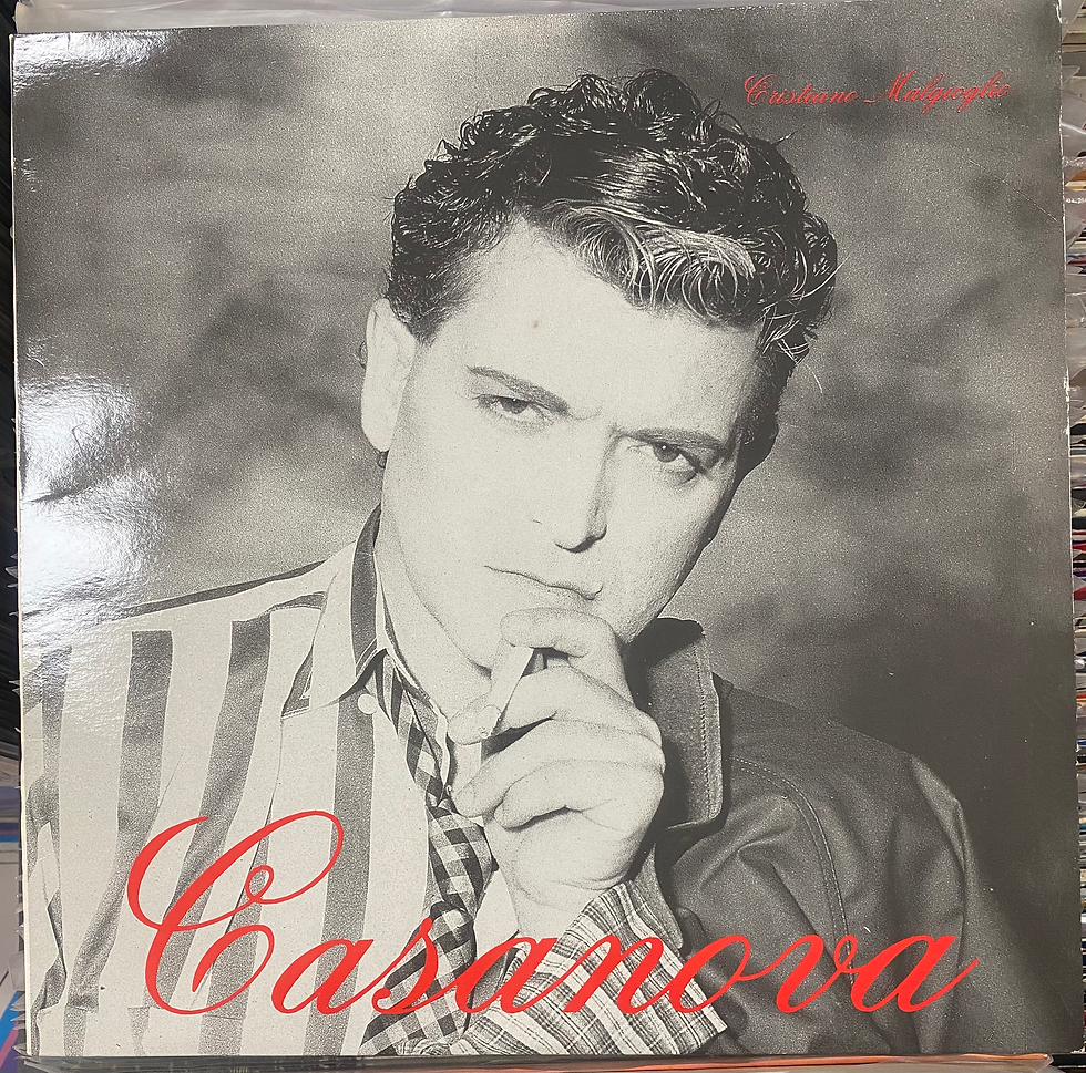 Copertina dell'album Casanova: foto in bianco e nero di un uomo