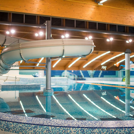 פארק מים ועולם הסאונות בפריימבורק