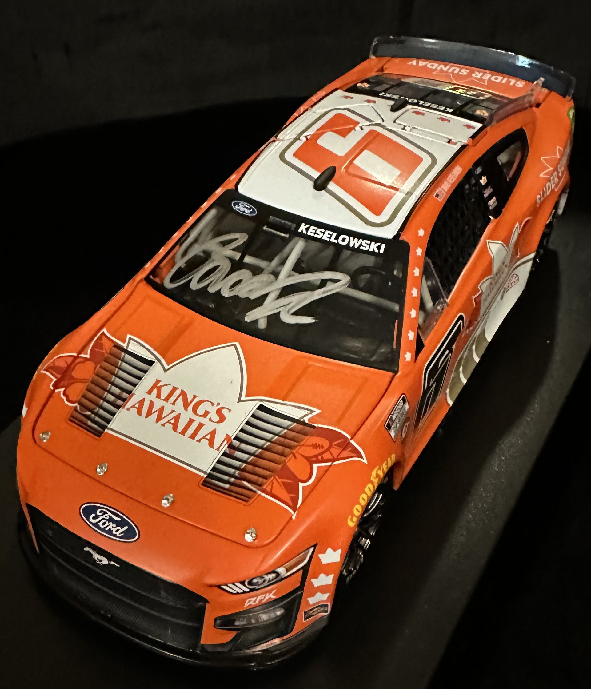 BRAD KESELOWSKI SIGNED 1/24 FORD MUSTANG