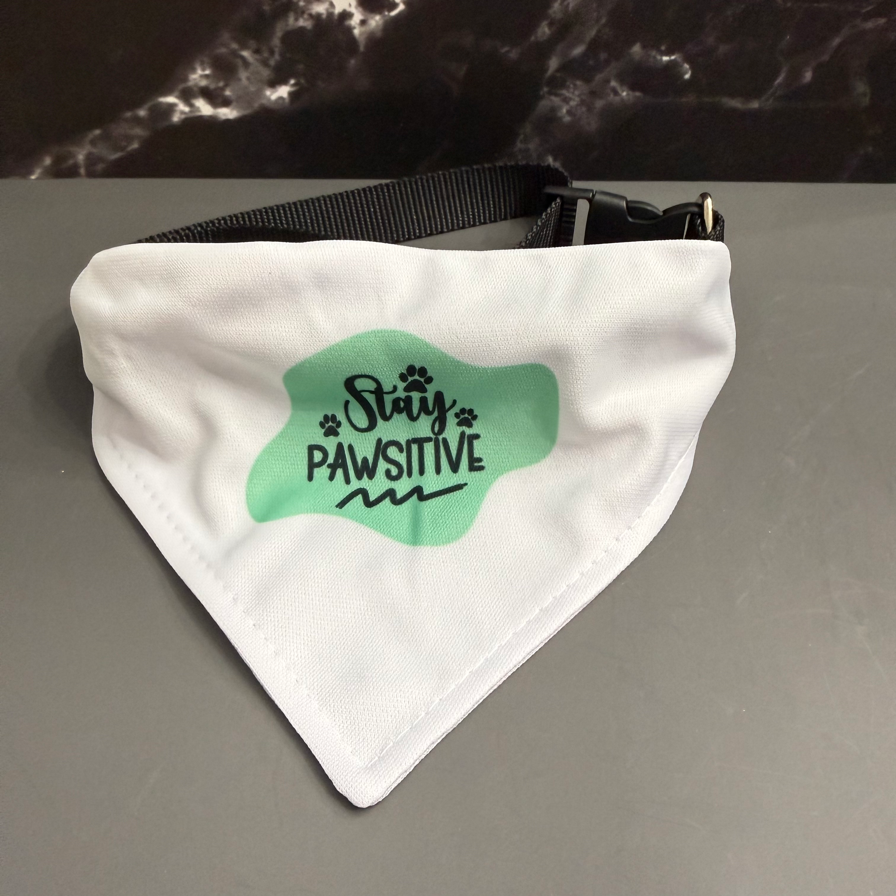Stay Pawsitive - L