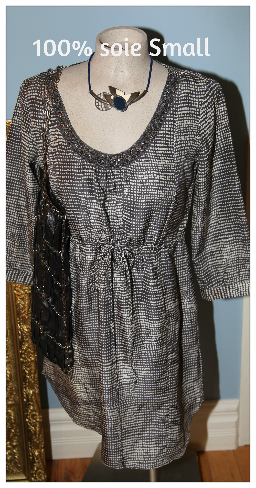 robe 100% soie disponible chez Les Rescapés