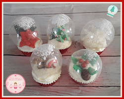 Snow globe cupcakes