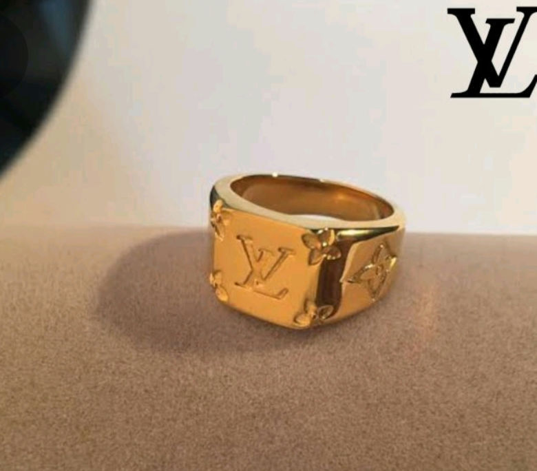 Thumbnail: Anillo Louis Vuitton grueso unisex