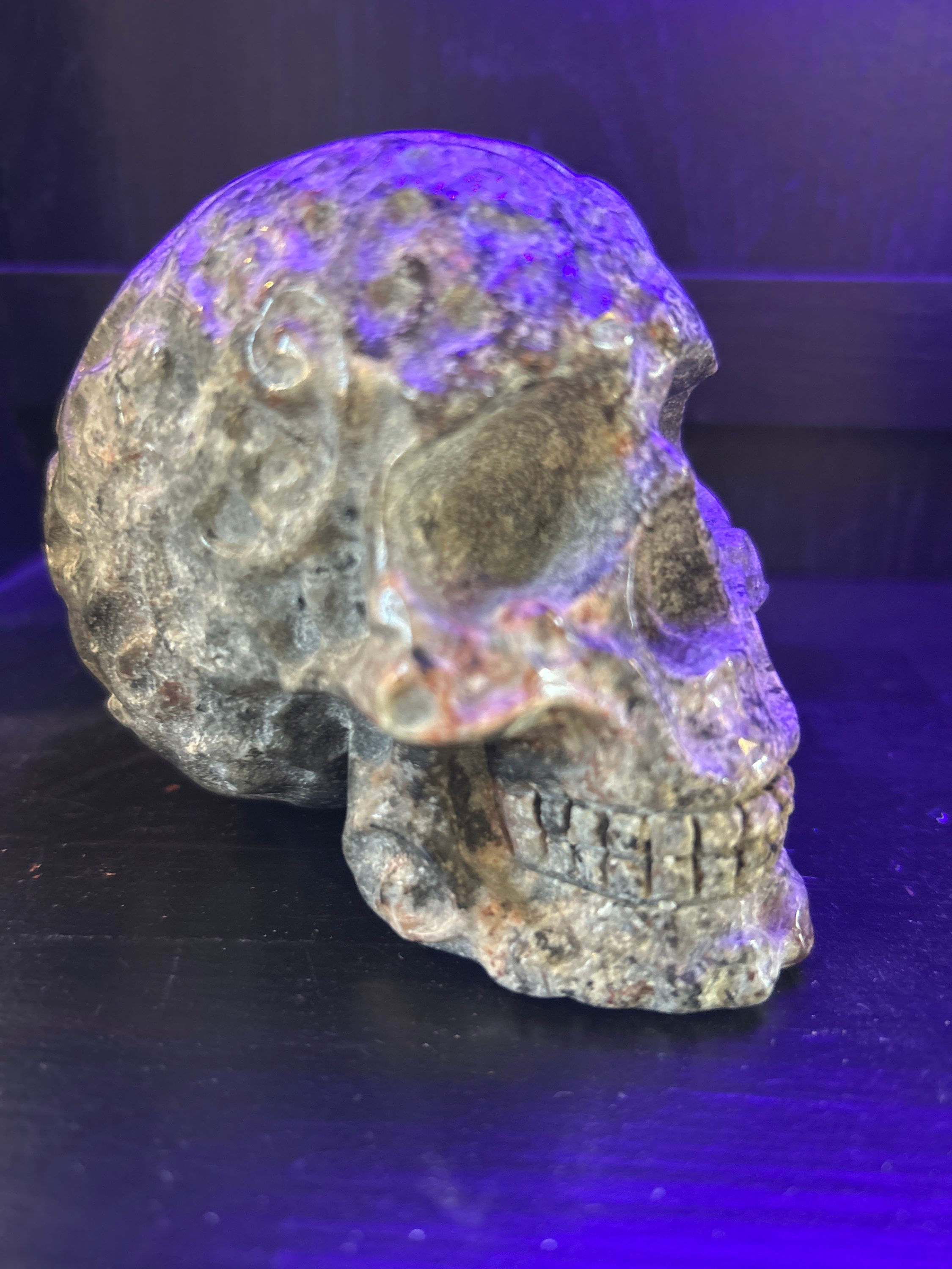 Yooperlite Skull Carving